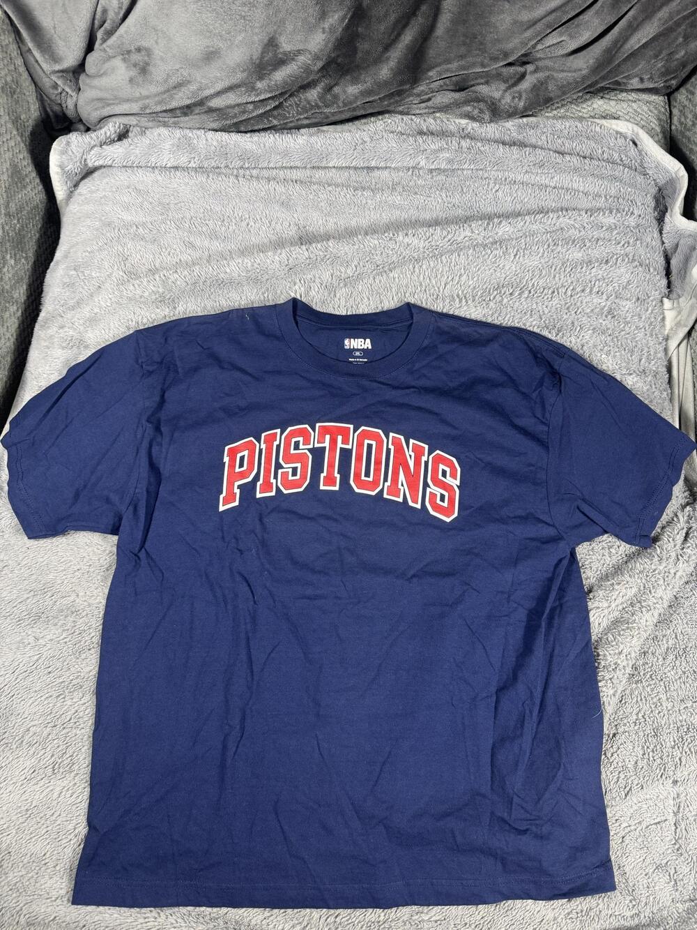 Detroit Pistons Shirt Mens 2XL Blue NBA Basketball Graphic Short Sleeve Tee